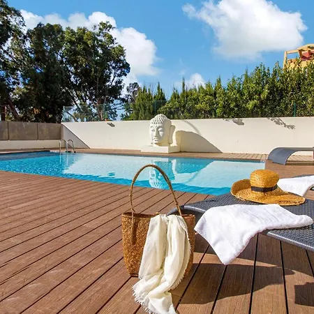 Lovely In With Swimming Pool Apartment