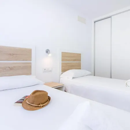 Apartment Lovely In With Swimming Pool *